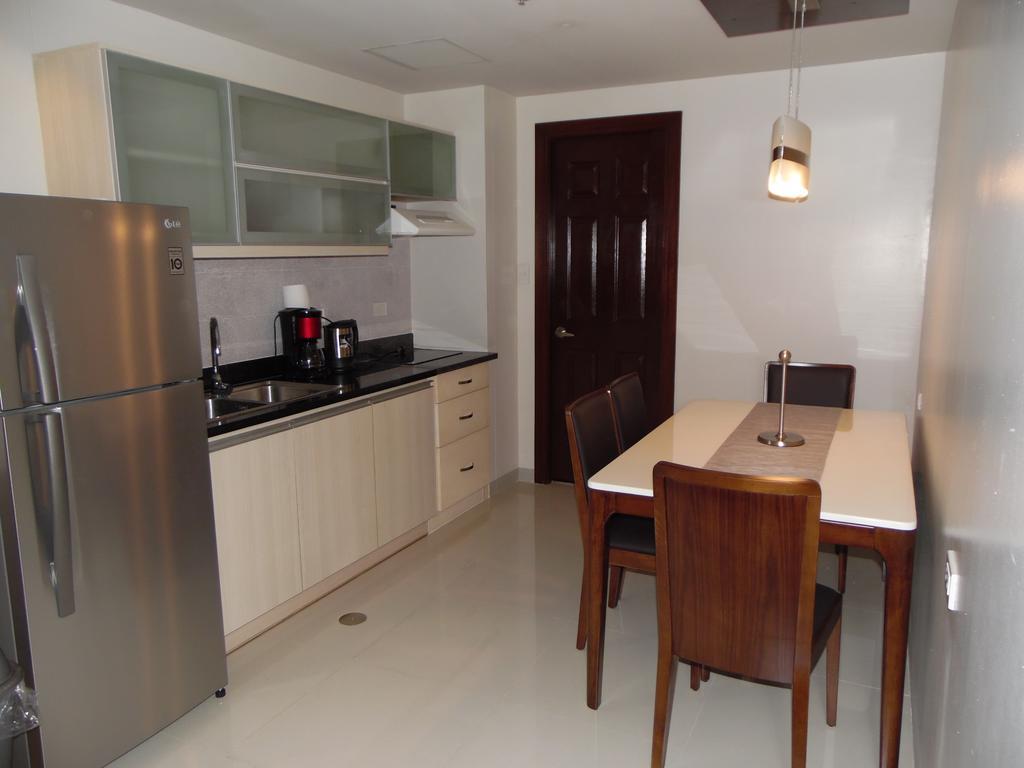 Avalon Condominium Себу Номер фото