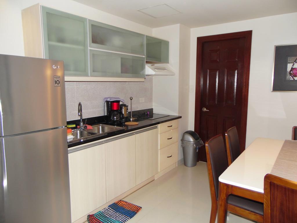 Avalon Condominium Себу Номер фото
